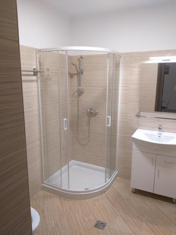 Apartment In Balatonlelle 40765 Екстериор снимка