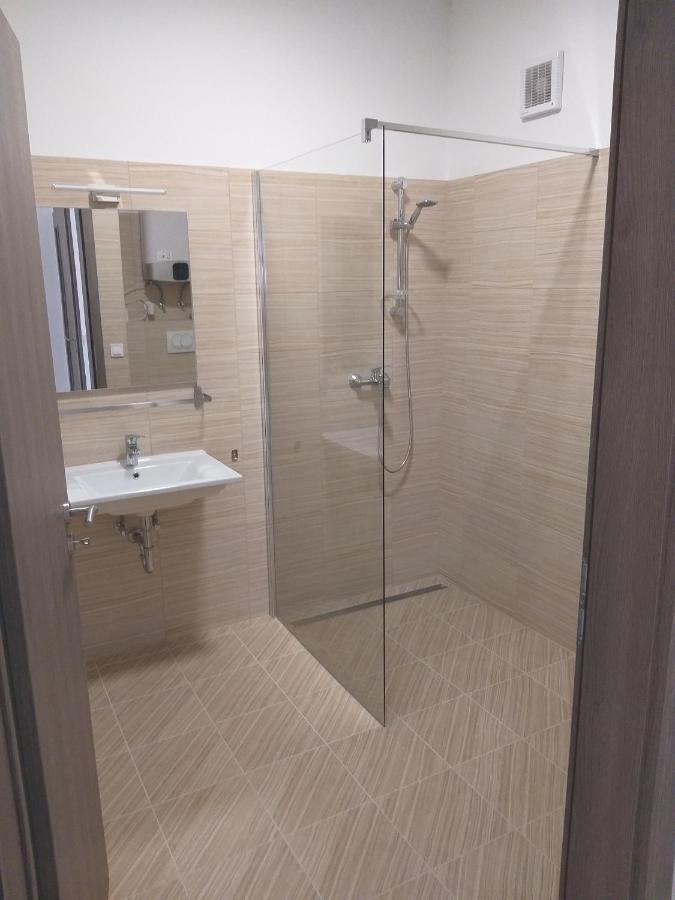 Apartment In Balatonlelle 40765 Екстериор снимка