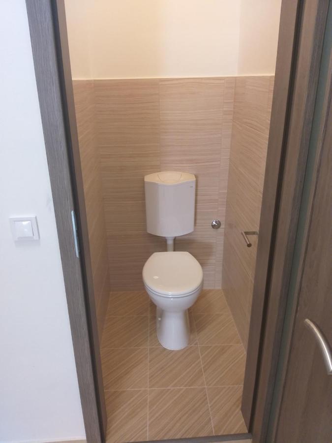 Apartment In Balatonlelle 40765 Екстериор снимка