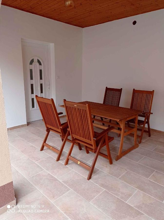 Apartment In Balatonlelle 40765 Екстериор снимка