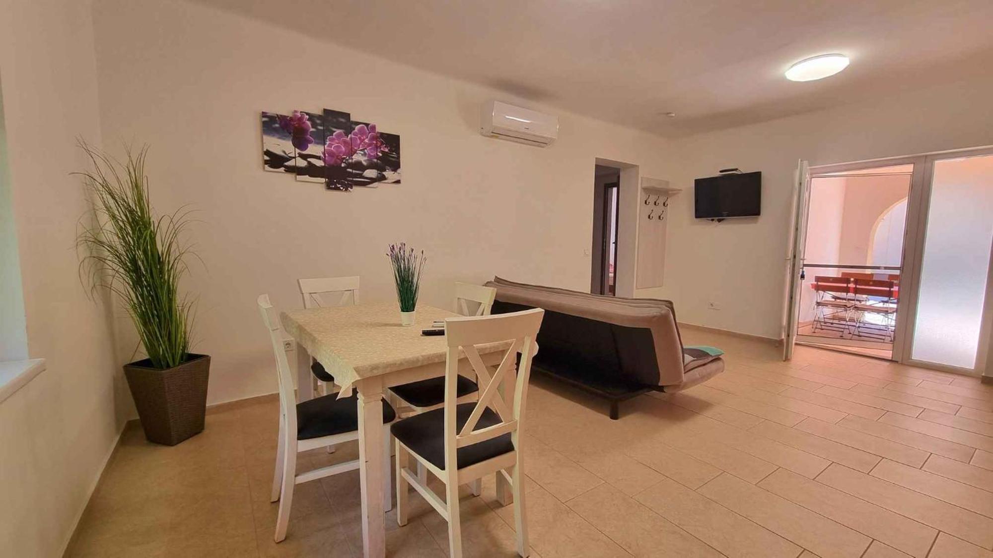 Apartment In Balatonlelle 40765 Екстериор снимка
